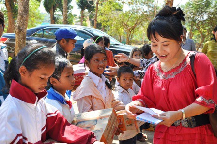 “Xuân yêu thương – Chung sức vì nhân đạo”  - ảnh 1